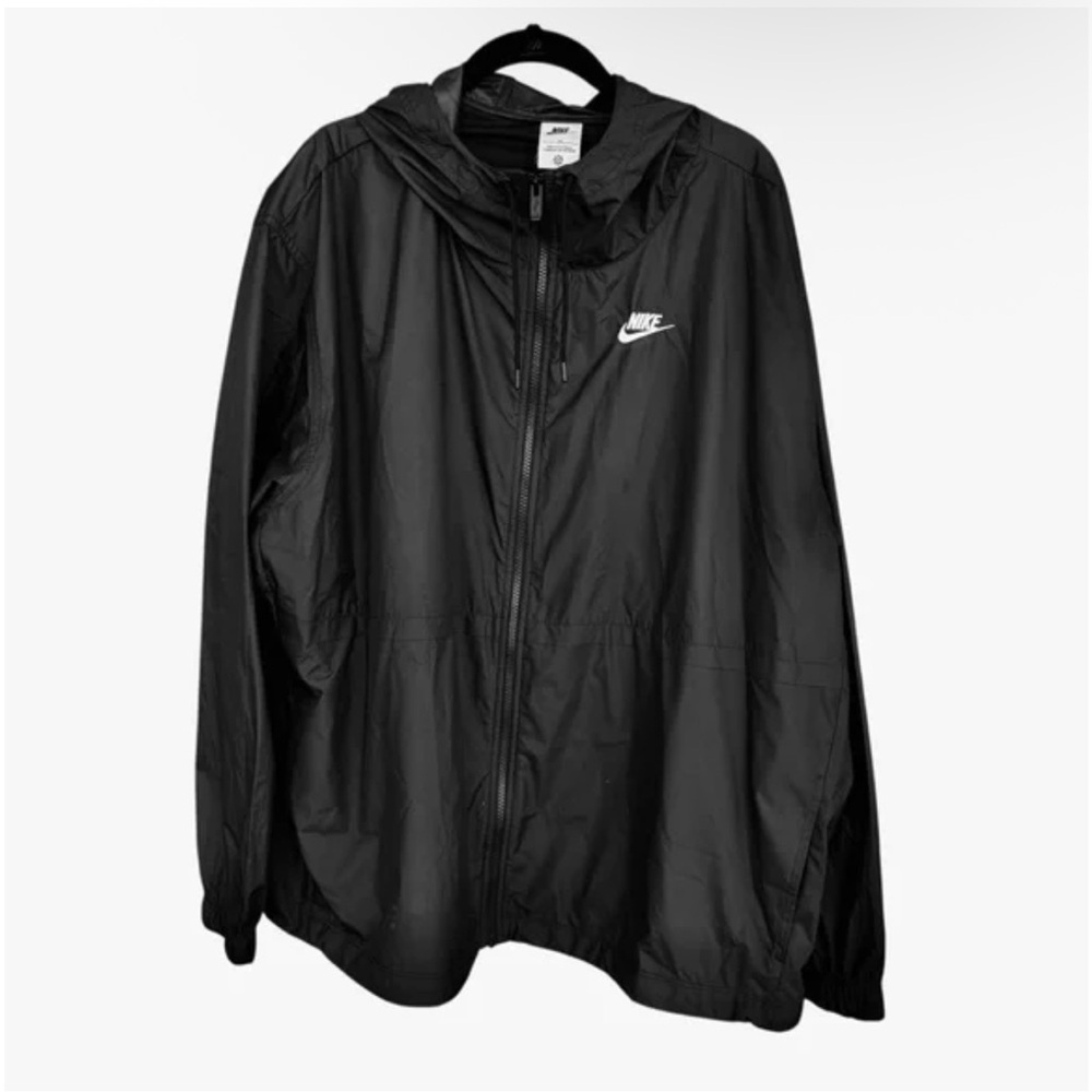Nike Men's Classic Black Windbreaker